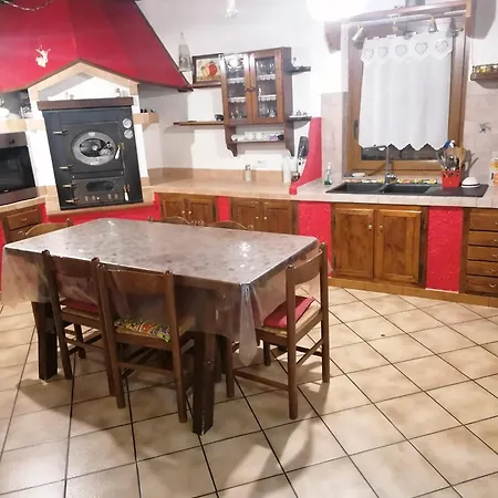 シャレー Di Montagna San Giuliano